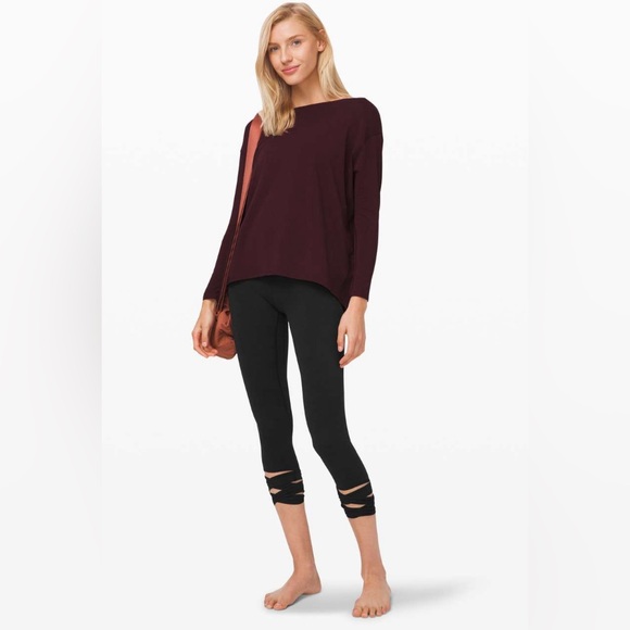 NWT Lululemon Align Crop 21" *Love Knot black size 4 - Picture 5 of 9